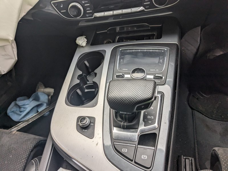 AUDI Q7 (4MB) [ Fabr 2015-prezent]